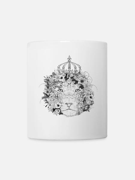 majestätisch geschmückter Löwe mit Blumen & Krone - Tasse - Weiß