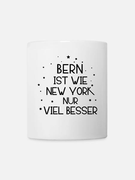 Bern vs. New York – Humorvolles Städtestatement - Tasse - Weiß