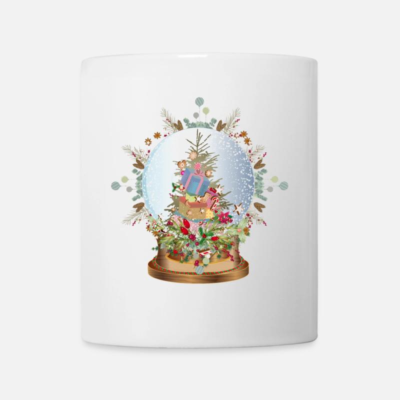 schöne nostalgische Schneekugel mit Weihnachtsbaum - Tasse - Weiß