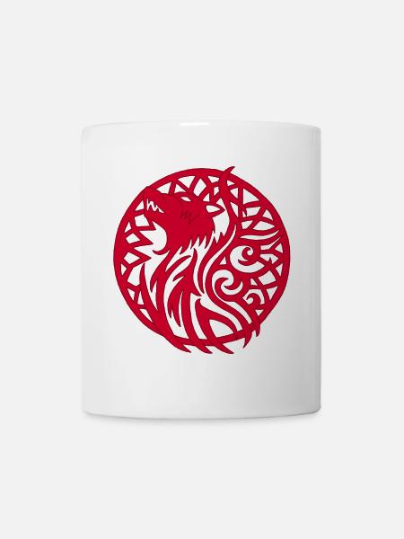 Roter Wolf und Glücksbringer - Tasse - Weiß