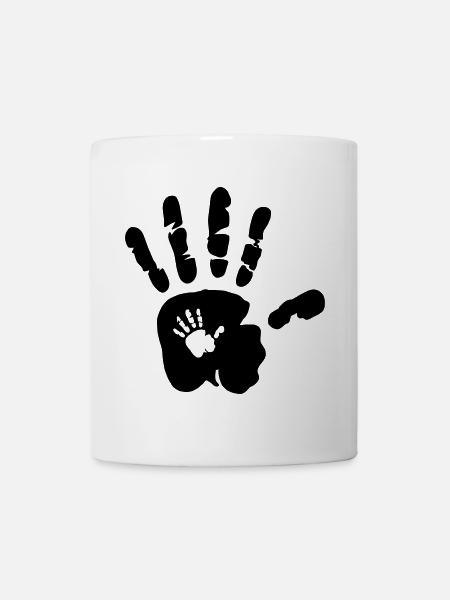 Main dans la main - Händer - Mama - Baby - Papa - Enfant - Mug blanc - blanc