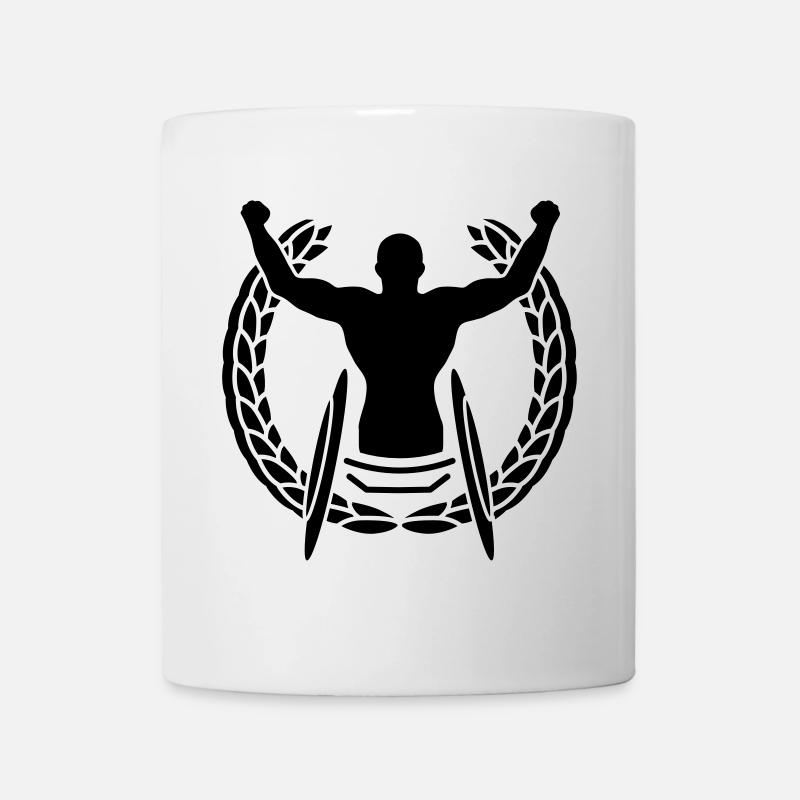 Sieger im Rollstuhl - Tasse - Weiß