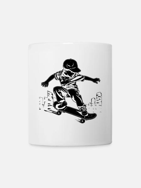 Skateboarding Junge - Tasse - Weiß