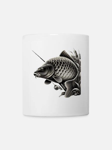 Detaillierte Schwarzweiß Karpfen Illustration - Tasse - Weiß