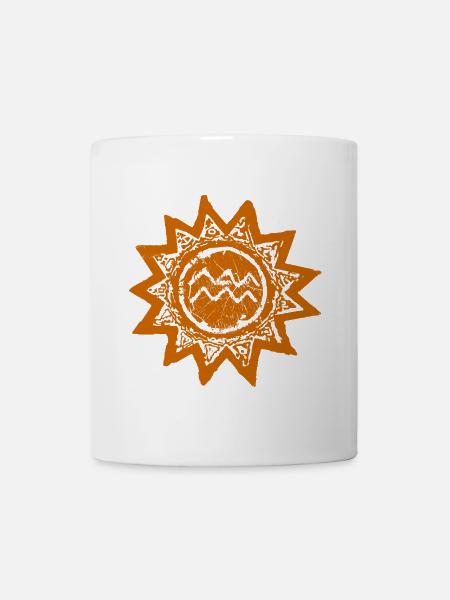 Astrologinen Vesimies Aurinkopainatus - Muki - valkoinen