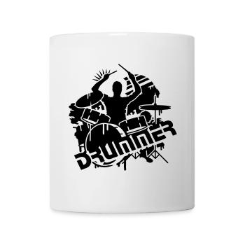 Schlagzeuger sitzt am Schlagzeug mit Typografie - Tasse - Weiß - Vorne