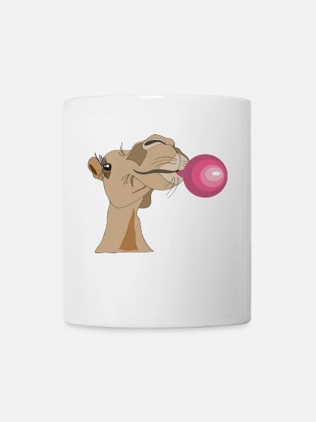 Kameldame mit Kaugummi - Tasse - Weiß
