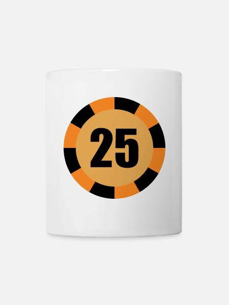 Numéro de jeton de poker 25 conception de jeu de poker - Mug blanc - blanc
