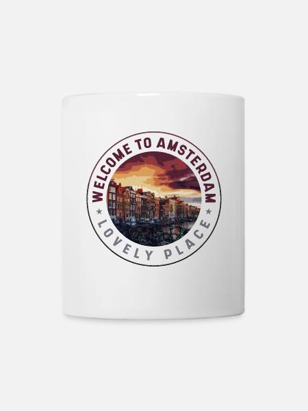 Willkommen in Amsterdam – Lieblingsplatz - Tasse - Weiß