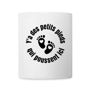 future maman, bébé, petits pieds qui poussent - Mug blanc - blanc - Devant