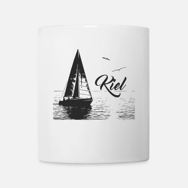 Kiel Segelboot und 2 Möwen - Tasse - Weiß