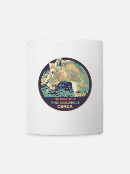 Écusson Lionne CERZA : Nature Majestueuse - Mug blanc - blanc