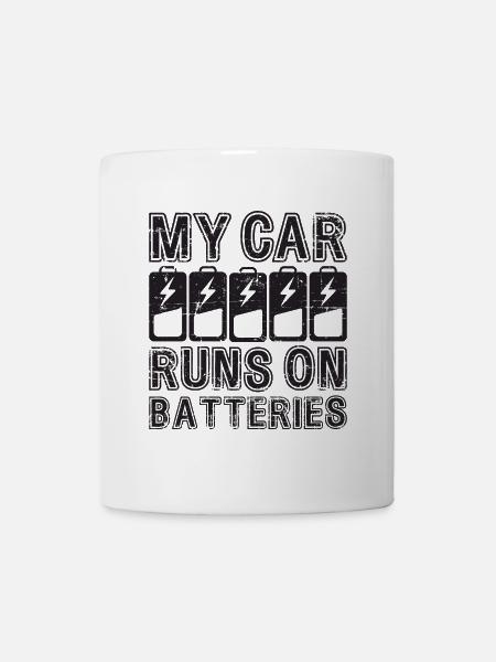 Ma voiture fonctionne sur batteries eCar Voiture électrique - Mug blanc - blanc