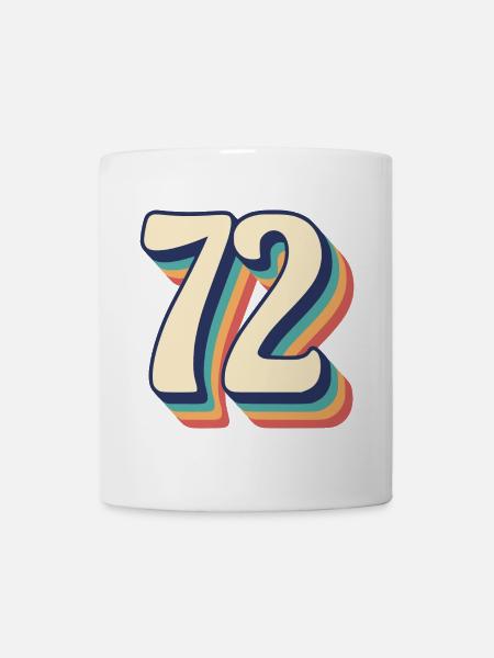 Vintage Retro T-Shirt Nummer 72 Zweiundsiebzig - Tasse - Weiß