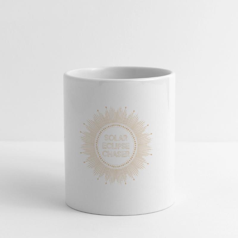 Solar eclipse chaser Mug