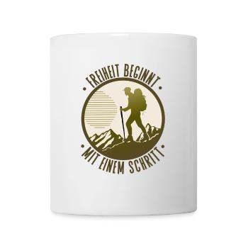 Freiheit beginnt mit einem Schritt Wandern - Tasse - Weiß - Vorne