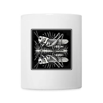 Reflection of nature – grasshopper in symmetry - Mug - white - Front