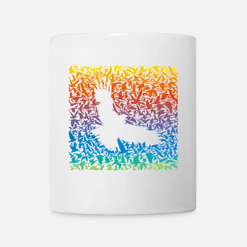 Abstract rainbow predator bird and its prey - Tasse - Weiß