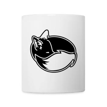 Fuchs eingekuschelt – Kawaii Fox Cartoon Design - Tasse - Weiß - Vorne