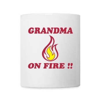 Grandma on fire !! - Mug blanc - blanc - Devant