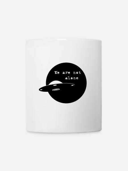 We are not alone - Tasse - Weiß