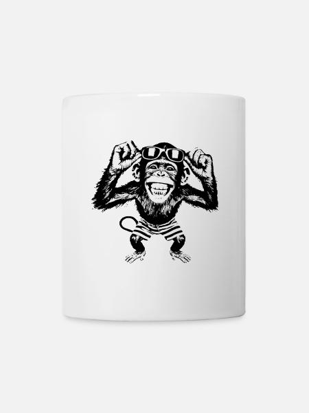 Grinsender Affe mit Sonnenbrille - Tasse - Weiß