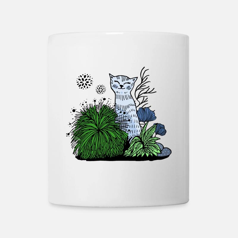 Chat souriant dans le feuillage - Mug blanc - blanc