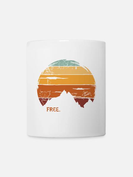 Icône de montagne rétro en plein air avec coucher de soleil - Mug blanc - blanc