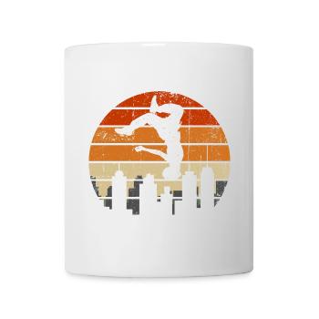Sonnenuntergangsakrobat über der Skyline der Stadt - Tasse - Weiß - Vorne