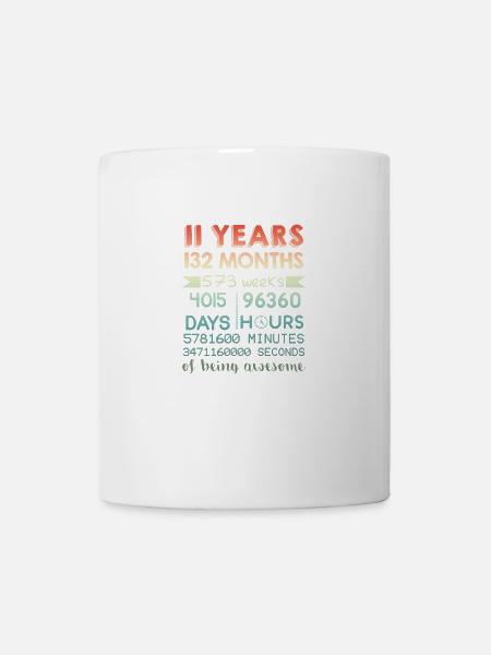 11th Birthday Shirt - 11 Years Of Being Awesome - Mugg - vit