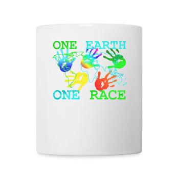 Anti Rassismus T-Shirt - Eine Erde Eine Rasse - Tasse - Weiß - Vorne