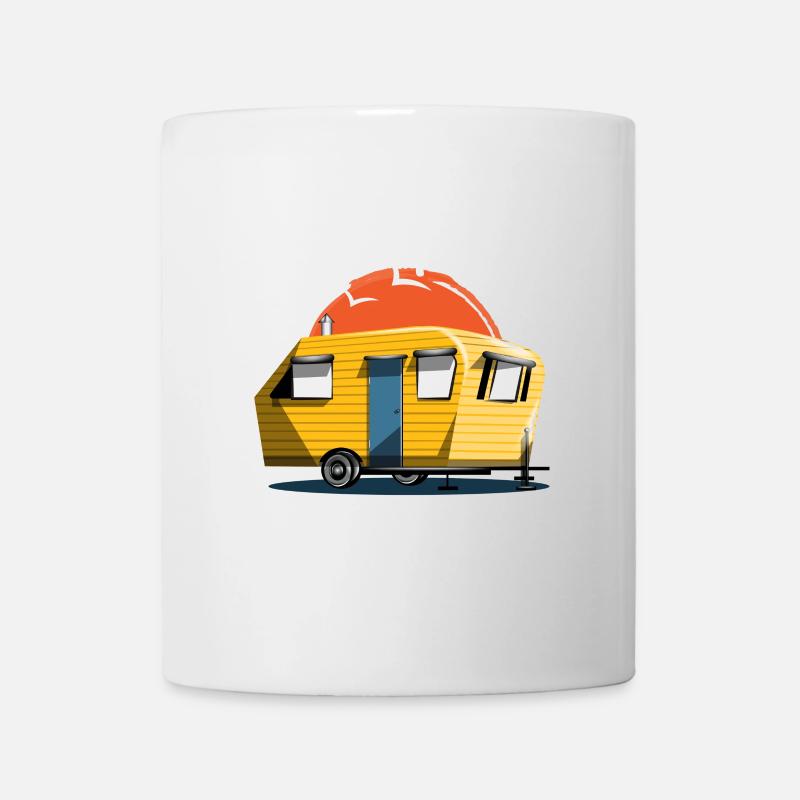 Camper On Tour - Camping T-Shirt - Tasse - Weiß