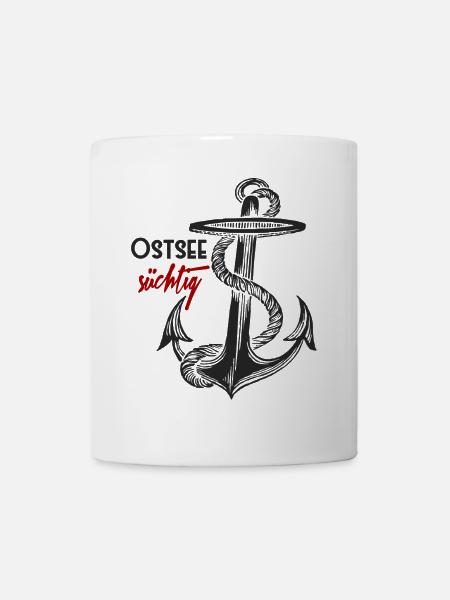 Ostsee-süchtig - Anker - Tasse - Weiß
