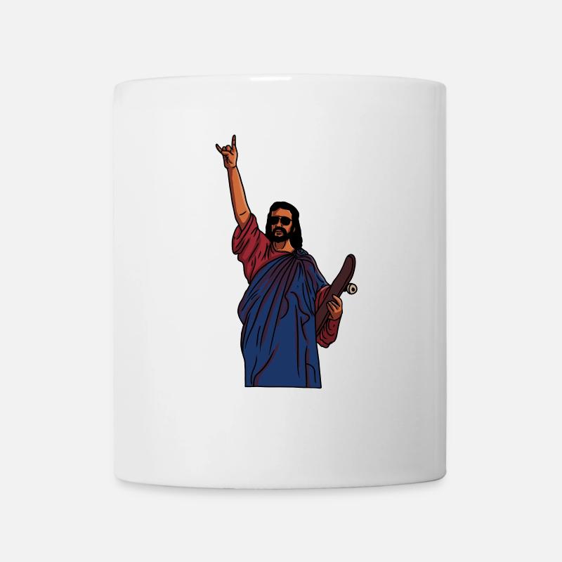 Jesus skatet – Heiliger Style auf dem Board - Tasse - Weiß