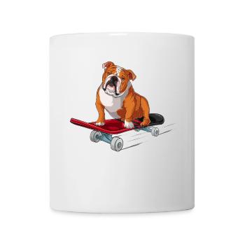 Englische Bulldogge auf einem Skateboard - Tasse - Weiß - Vorne