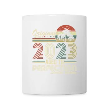 Eleganter Vintage: 2023 Retro Geschenk 2023 - Tasse - Weiß - Vorne
