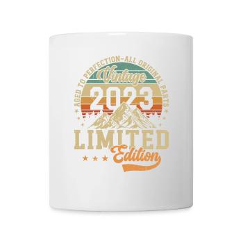 Elegant Vintage: 2023 Retro Gift 2023 2025 - Mug - white - Front