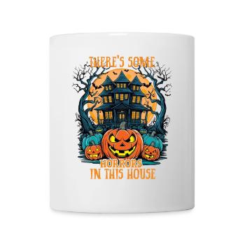 Il y a des horreurs dans cette maison plus drôle - Mug blanc - blanc - Devant