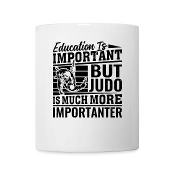 L’éducation est importante, mais le judo est beaucoup plus important - Mug blanc - blanc - Devant