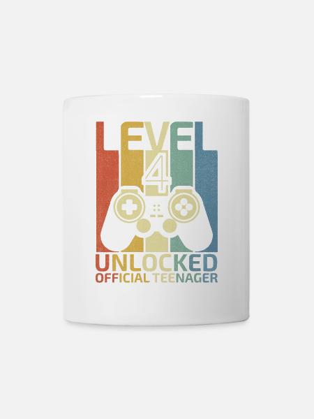 Level 4 Freigeschaltetes Hemd Video Gamer 4. Geburtstag - Tasse - Weiß