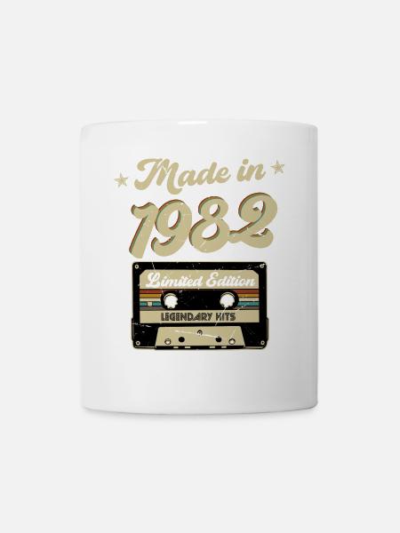 1982 Vintage Birthday Retro Vintage Gift - Mug - white