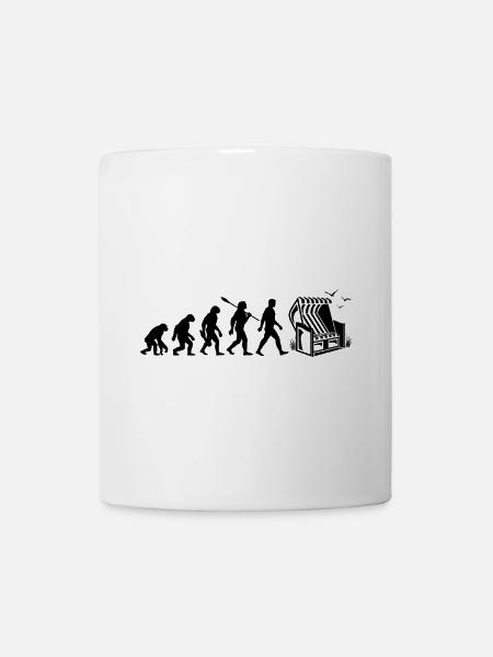Evolution - Strandkorb - Urlaub - Meer - Möwen - Tasse - Weiß