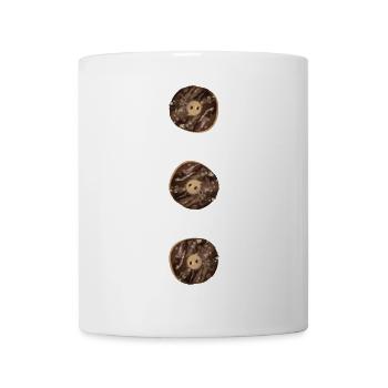 drei rustikale Knöpfe in Hirschhorn Optik - Tasse - Weiß - Vorne