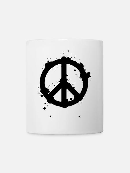 Signe de paix frappant dans un look éclaboussé de graffitis - Mug blanc - blanc