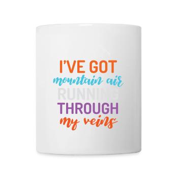J’ai de l’air de montagne qui coule dans mes veines - Mug blanc - blanc - Devant
