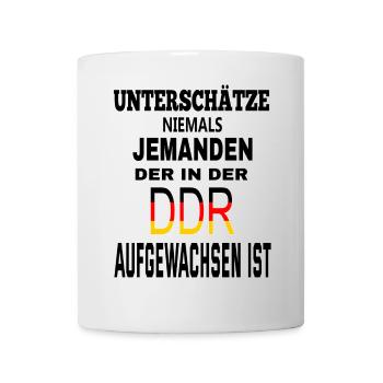 DDR Flag Design auf Kleidung - Tasse - Weiß - Vorne