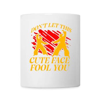 Ne vous laissez pas tromper par ce joli visage - Mug blanc - blanc - Devant