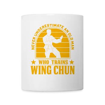 Never underestimate an old man who trains Wing - Mug - white - Front
