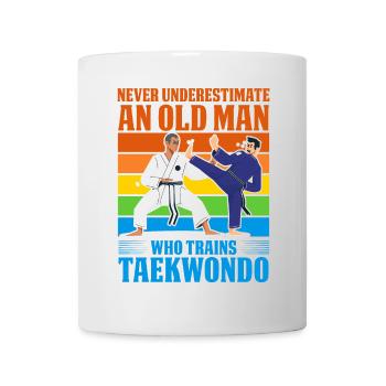 Ne sous-estimez jamais un vieil homme qui s’entraîne - Mug blanc - blanc - Devant
