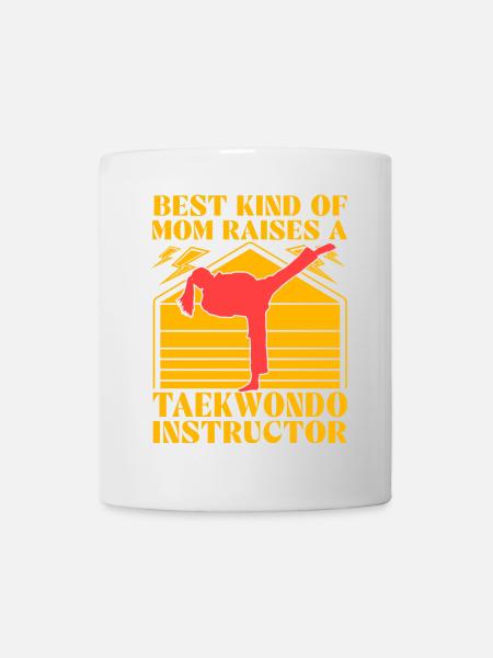 Le meilleur type de maman élève un instructeur de taekwondo - Mug blanc - blanc